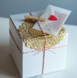 Что подарить девушке на Новый год Петуха 2017 Что подарить девушке на Новый год Петуха 2017